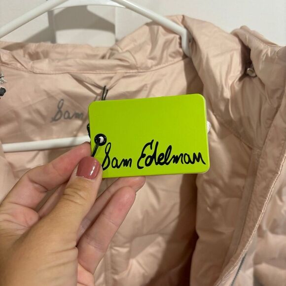 Sam Edelman Pre-Mold Hooded Quilted Short Jacket - Picture 7 of 8